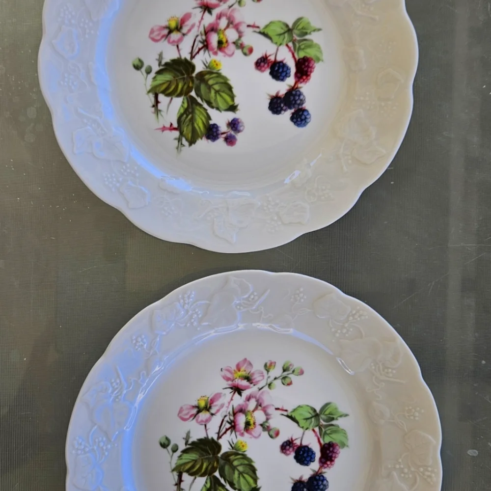 Dansk International France Dessert/Salad Plates Vintage Ivy, Berries & Vine